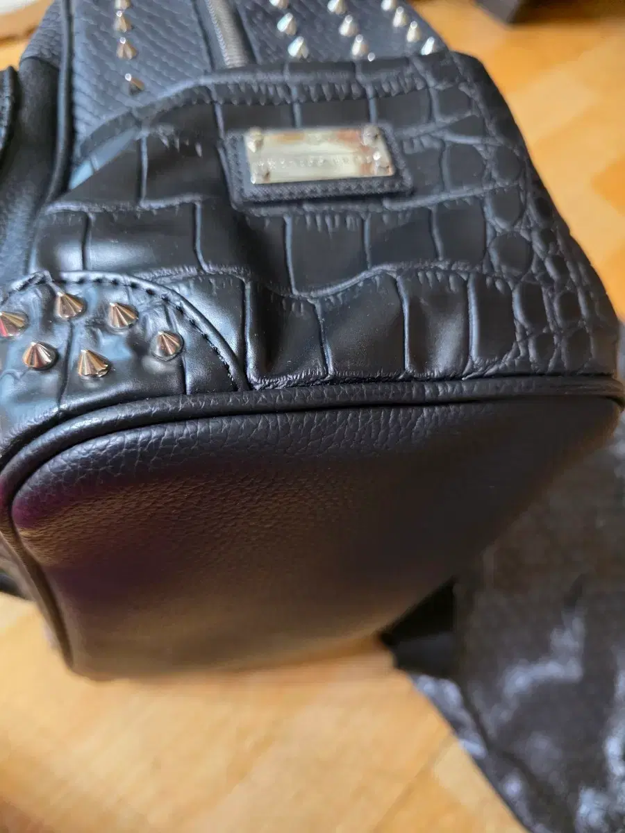 thumbnail-5